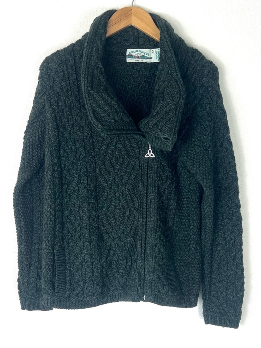 Aran Crafts Marino Wool Green Cable Knit Irish Fisherman Sweater Pockets Medium - Picture 2 of 8